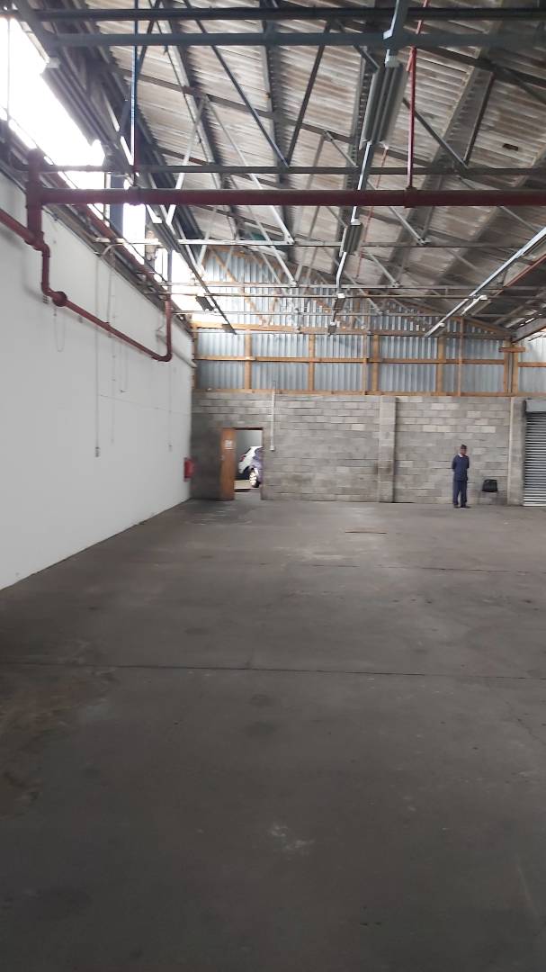 To Let commercial Property for Rent in North End Eastern Cape